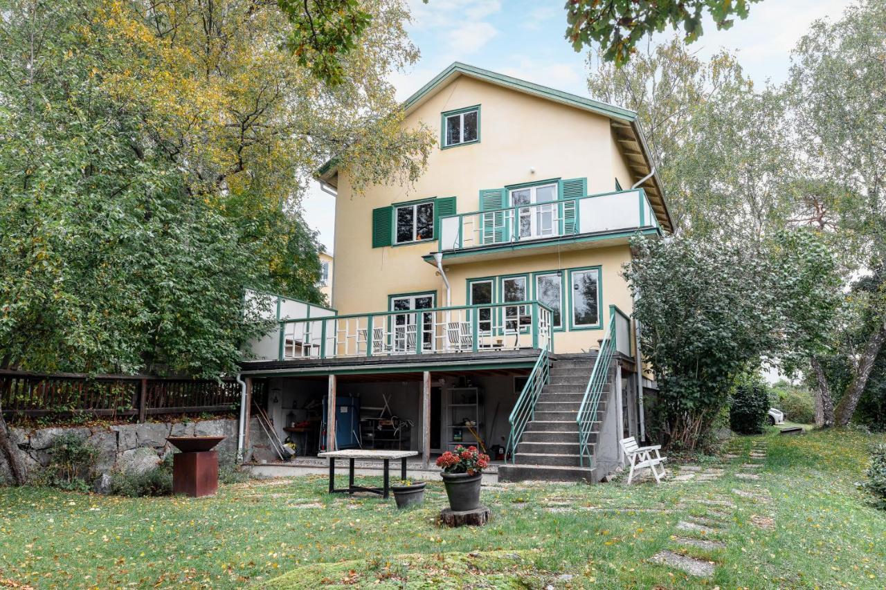 Fantastic 4 Bedroom Home In Bromma With Everything Stockholm Eksteriør bilde